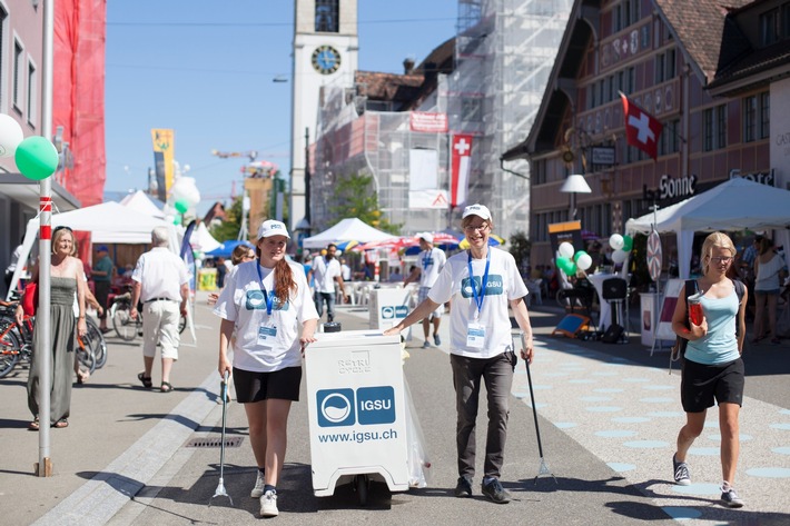 Medienmitteilung: "Gossau: Mit Charme und Humor gegen Littering"