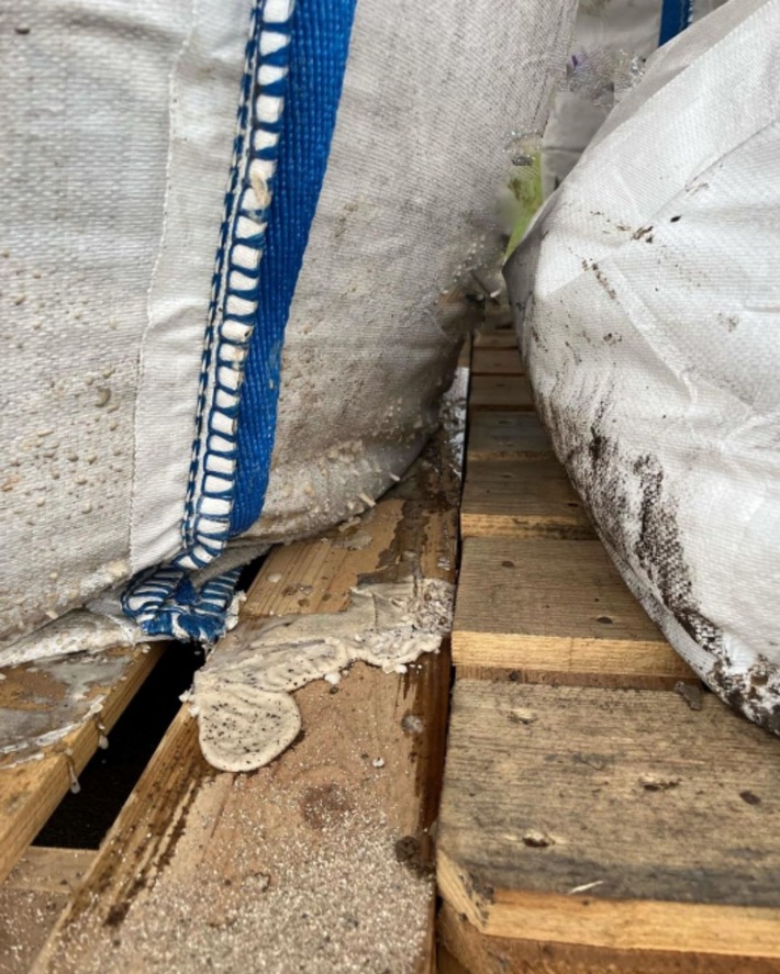 POL-BOR: Raesfeld-Erle - Gefahrgut-Transport mit erheblichen Mängeln gestoppt