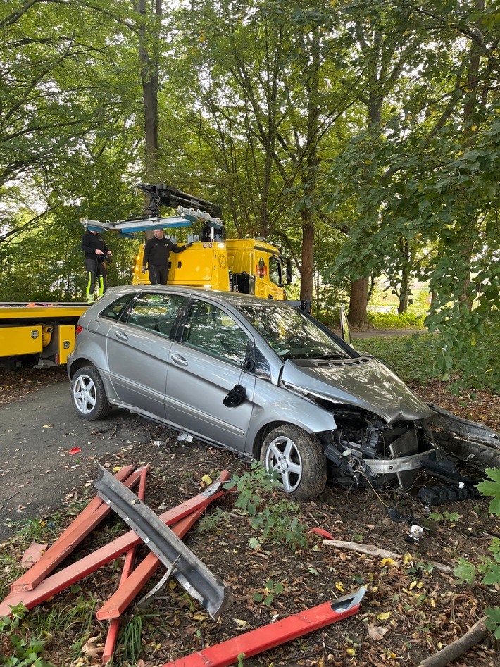 POL-HI: Medizinischer Notfall führt zu ungewöhnlichen Unfall