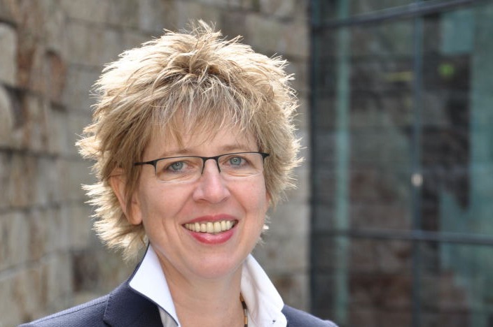 akademische Leiterin IPM Frau Prof. Dr.-Ing. Sigrid Wenzel / Weiterer Text über ots und www.presseportal.de/nr/110649 / Die Verwendung dieses Bildes ist für redaktionelle Zwecke honorarfrei. Veröffentlichung bitte unter Quellenangabe: "obs/UNIKIMS GmbH/Peter Schubart"