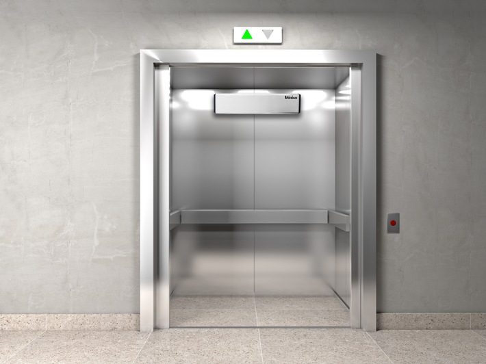 LiftNclean-im-Aufzug.jpg
