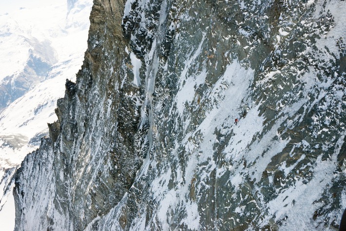 Record de vitesse - Dani Arnold bat le record sur la face Nord du Cervin