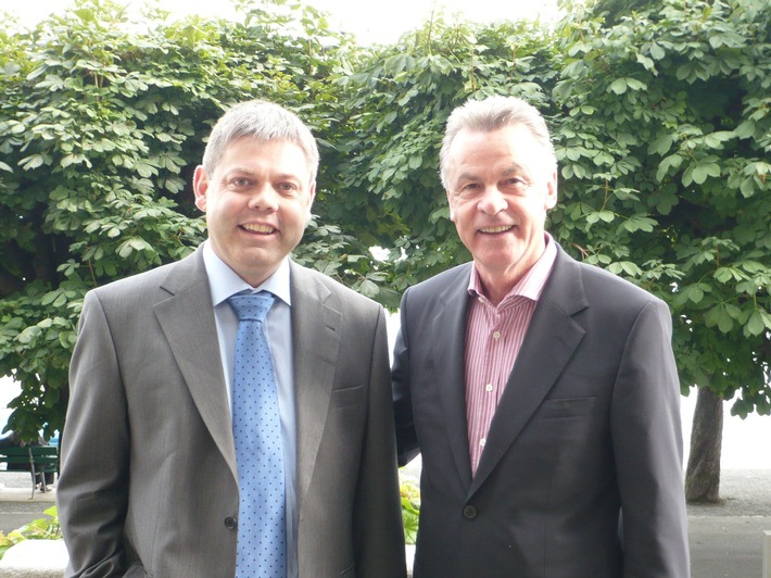 green.ch et Ottmar Hitzfeld concluent un accord de sponsoring