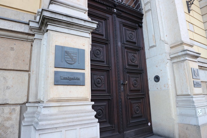 CanDoc-Gründer haftet persönlich und muss 20.000 Euro Ordnungsgeld zahlen