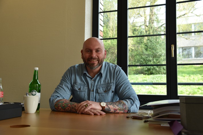 Er rockt die Schweizer Werbebranche: Interview mit dem frischgebackenen «Werber des Jahres» 2017 Dennis Lück