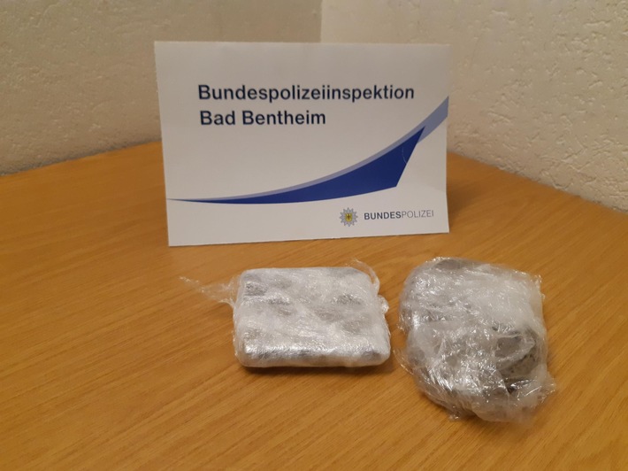 BPOL-BadBentheim: Zwei Drogenschmuggler in Untersuchungshaft / 400 Gramm Haschisch beschlagnahmt