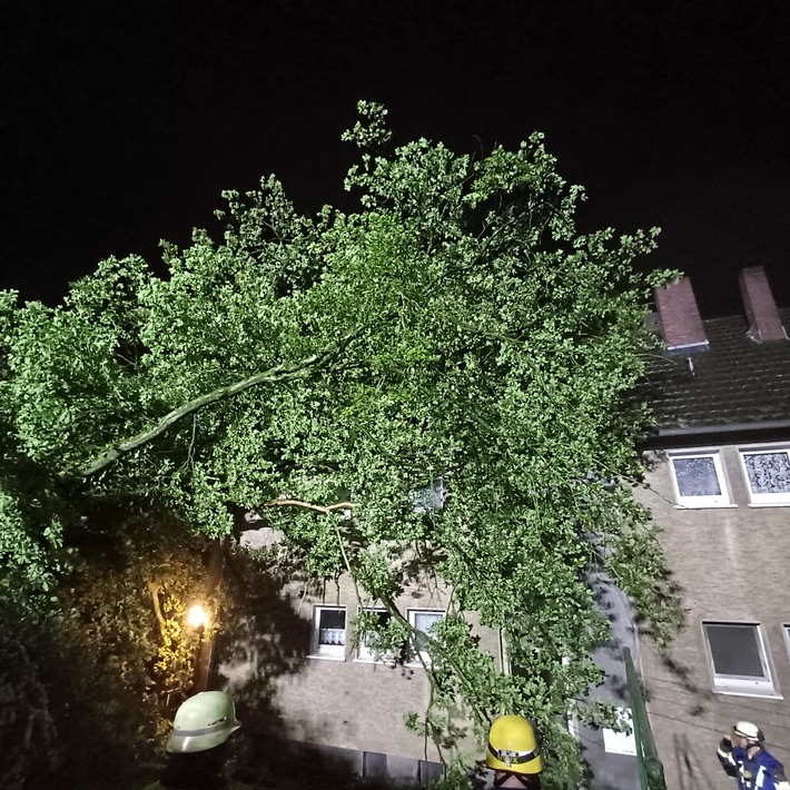 FW-EN: Wetter - Unwettereinsatz in der Nacht