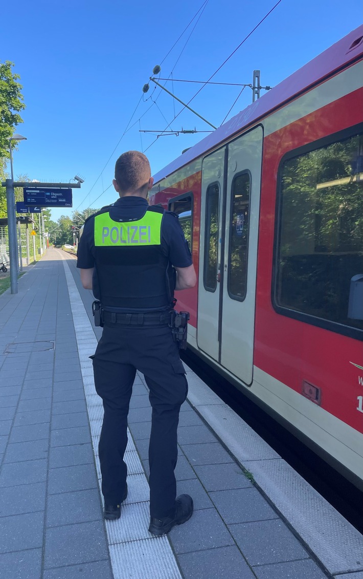 POL-STD: Waffen und Messer haben im Nahverkehr nichts zu suchen - gemeinsame Schwerpunktkontrolle von Verwaltungsbehörde und Polizeien