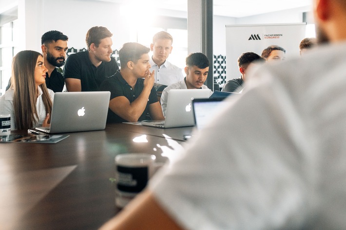 Empfehlungsmarketing neu gedacht: 5 Tipps, mit denen Handwerker ihre Bestandskunden dazu bewegen, selbst Kunden zu werben
