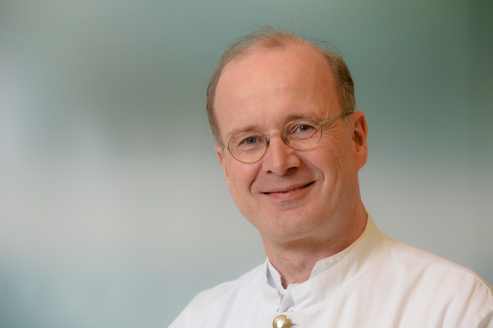 Prof. Dr. Dr. Uwe Kehler lädt zum Weltkongress "Hydrocephalus 2023" nach Hamburg
