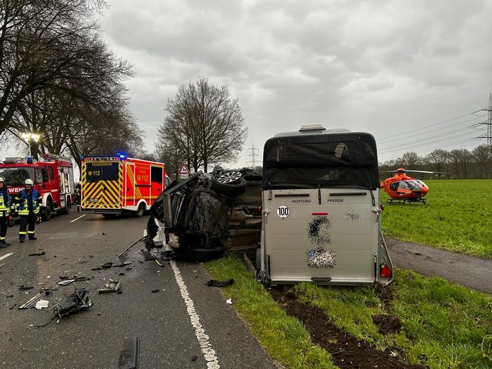 FW-Schermbeck: Verkehrsunfall B58