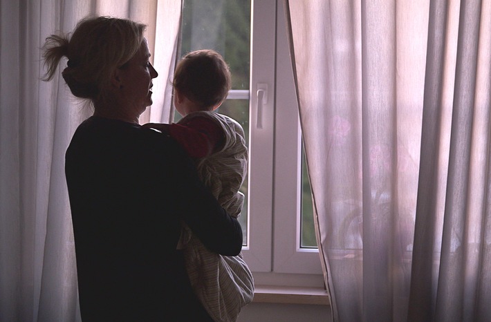 "Eltern auf Zeit" / ZDF-"37°"-Dokumentation über Pflegefamilien für hilfsbedürftige Kinder (FOTO)
