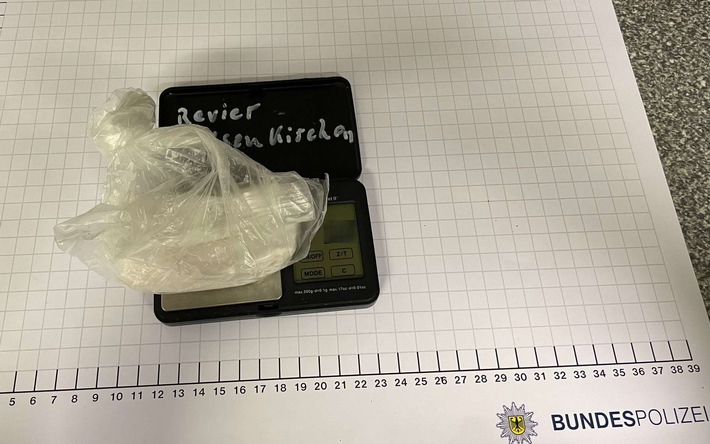 BPOL NRW: Bundespolizei findet bei nervösem 39-Jährigen Drogen auf