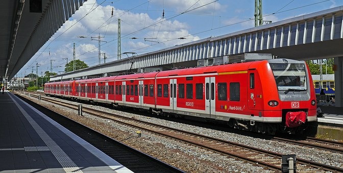 BPOL-KS: Bahnhof Bad Hersfeld: Mann schießt mit Gasdruckwaffe auf einen Reisenden