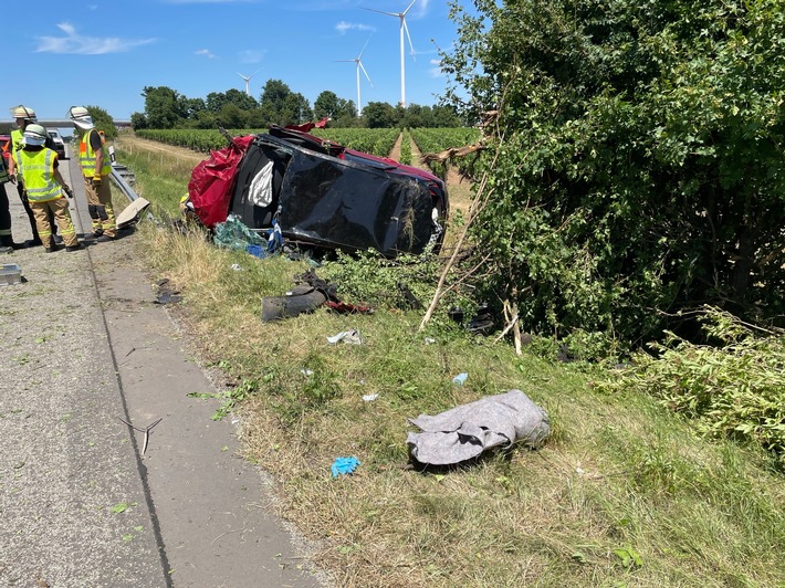 POL-PDNW: Verkehrsunfall mit zwei verletzten Personen