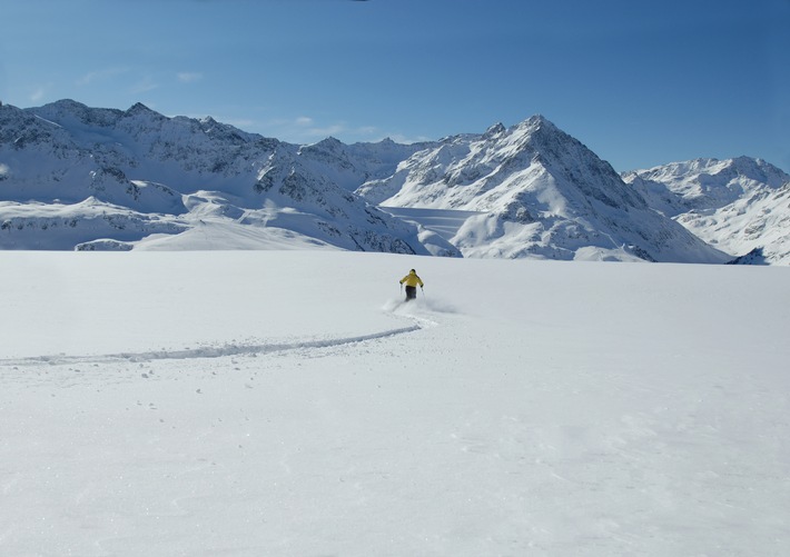 K2 Women&#039;s Camp und Tourentage mit Gerlinde Kaltenbrunner im Kühtai
auf über 2.020 Metern Seehöhe - BILD