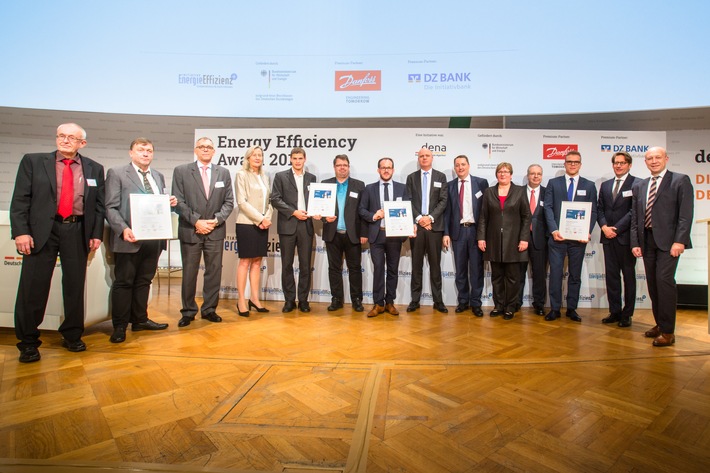 Energy Efficiency Award 2016 geht nach Österreich und Deutschland / dena zeichnet CAPiTA, Pilkington, Thelen und Rauschert mit Energieeffizienzpreis aus