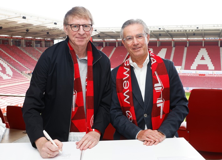 Kontinuität im Vorstand der MEWA Textil-Service SE / Aufsichtsrat gewinnt CCO Michael Kümpfel für vorzeitige Vertragsverlängerung