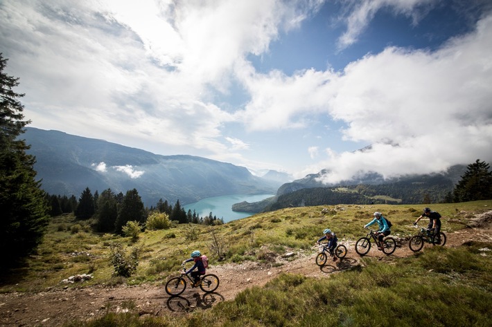 Neue Bikeparks, Gravel Routen und Events der Extraklasse im Trentino