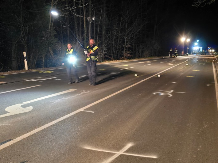 POL-HM: Tödlicher Verkehrsunfall am Lauensteiner Pass