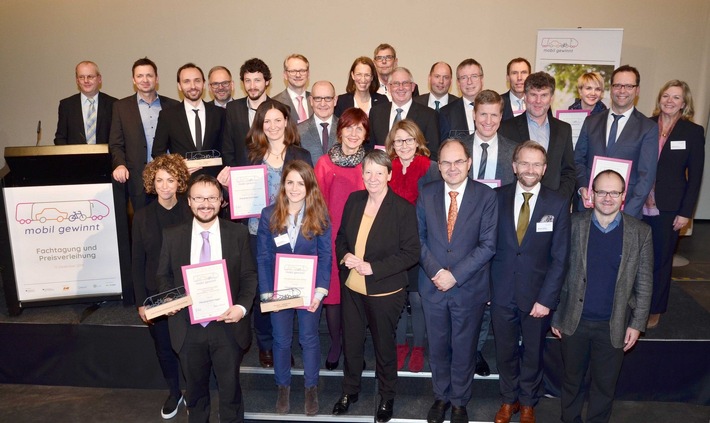 "mobil-gewinnt": Hauptpreis geht nach Bad Boll