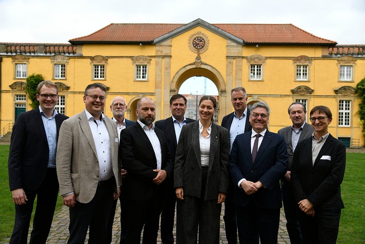 Uni Osnabrück: Start des KI-Reallabors Agrar/Mit Künstlicher Intelligenz in die Landwirtschaft der Zukunft