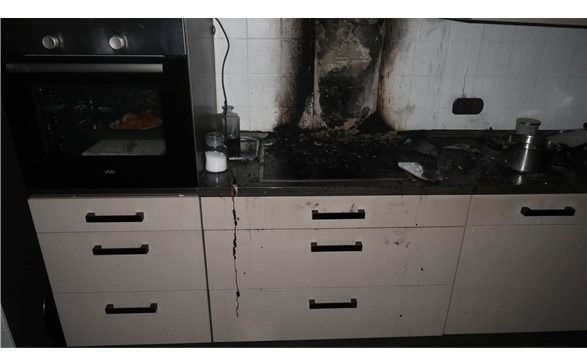 POL-ME: Fettreste lösen Küchenbrand aus - Velbert - 2301023