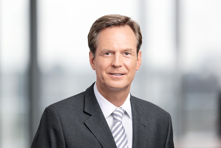 Arndt Rautenberg wird neuer Sprecher der Geschäftsführung der RölfsPartner Management Consultants / Ex-Strategiechef der Telekom AG leitet das Competence Center Transactions und wird Mitglied des EMB
