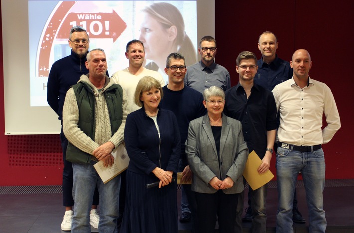 POL-BN: &quot;Danke sagen&quot; - Bonner Polizeipräsidentin ehrte couragierte Bürgerinnen und Bürger