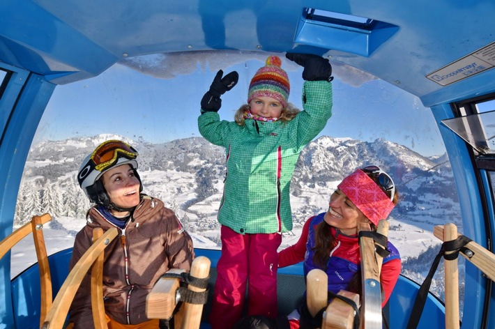 Adrenalinkicks im Winterparadies: Prämierte Rodelbahn in Bad Hindelang ab 20. Januar in Betrieb