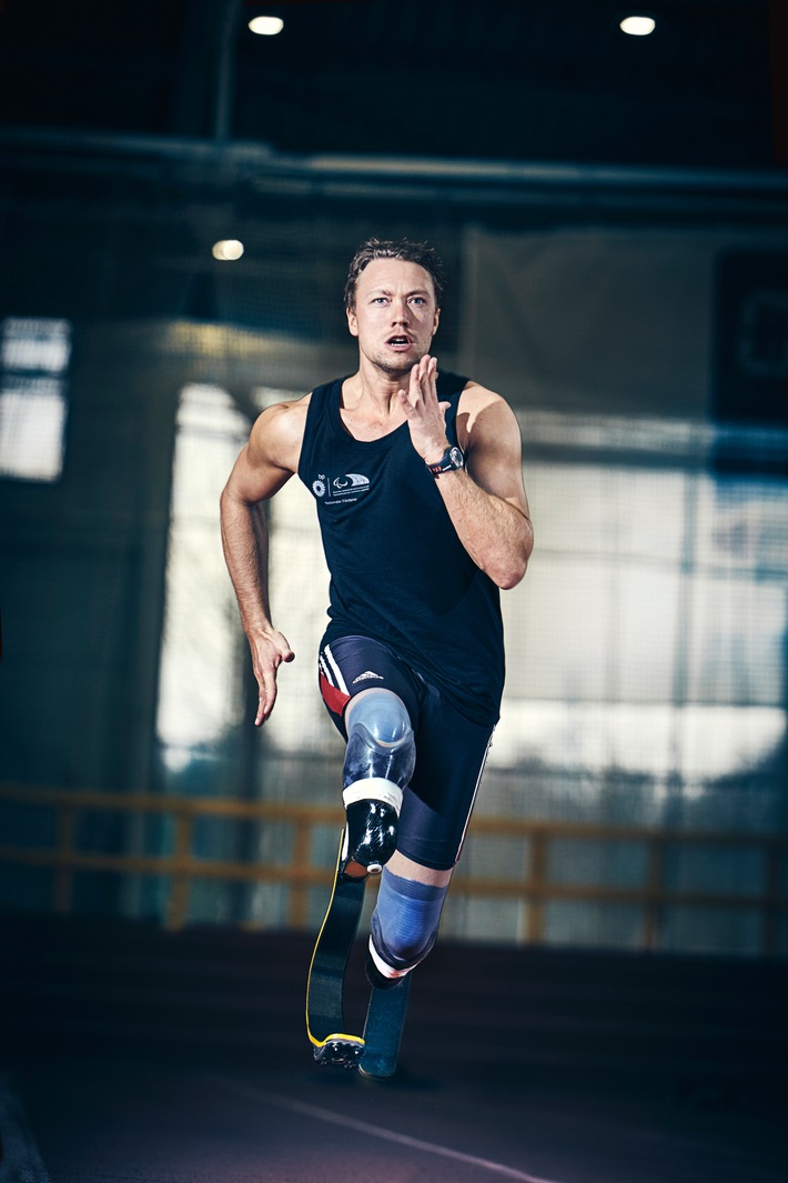 PR Bild-Award 2016: Mit Paralympics Medaillengewinner David Behre auf den 3. Platz des PR Bild Awards