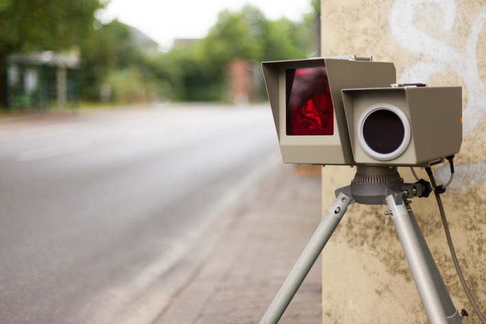POL-ME: Geschwindigkeitskontrolle der Polizei - 111 Autos zu schnell - 2505087