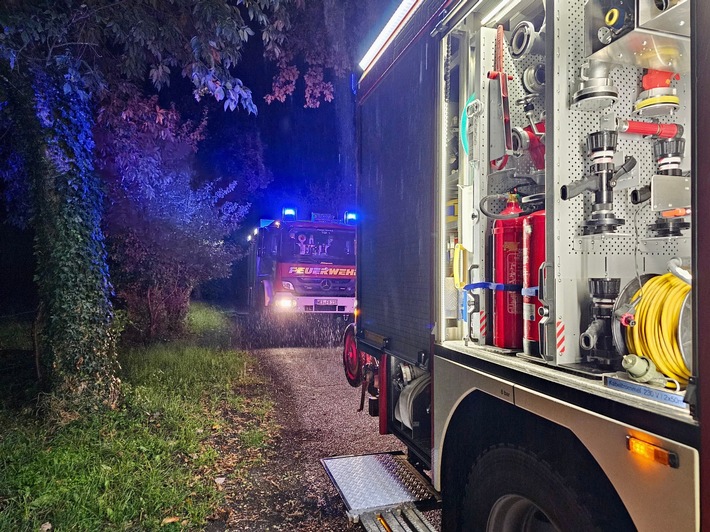 FW Hünxe: Verdächtiger Rauch in Bruckhausen