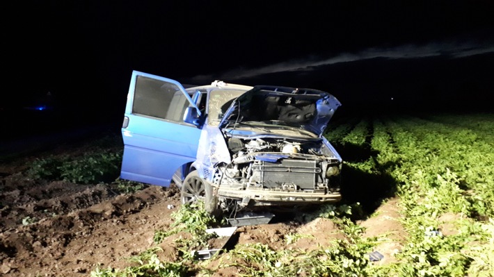 POL-PDLU: Verkehrsunfall - Pkw überschlägt sich bei Böhl-Iggelheim