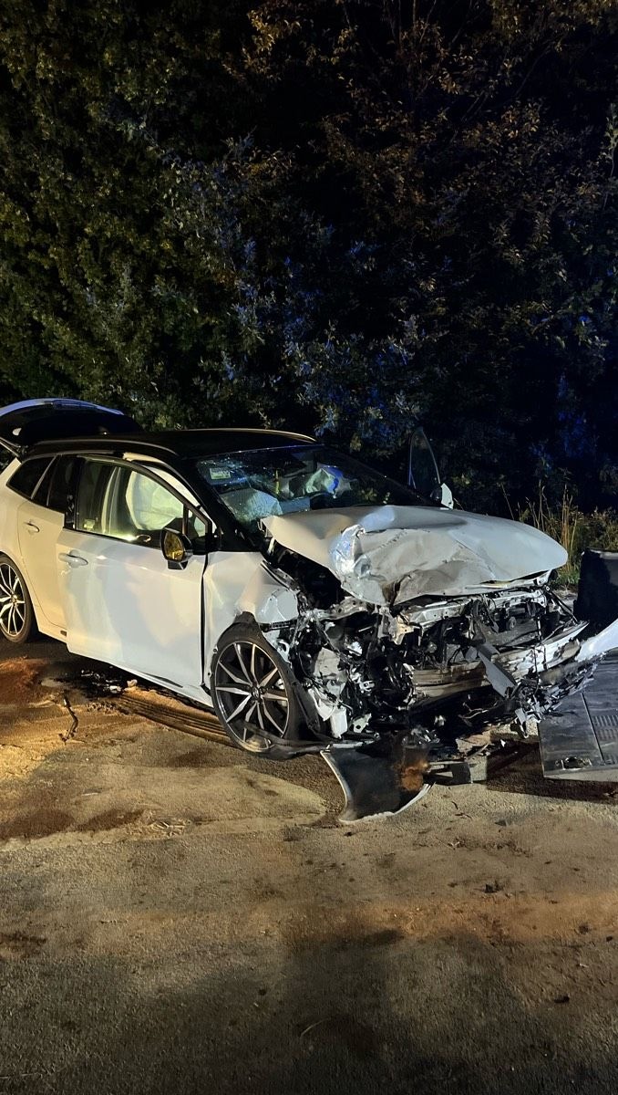 POL-COE: Lüdinghausen, L 835/ Auto kollidiert mit Anhänger