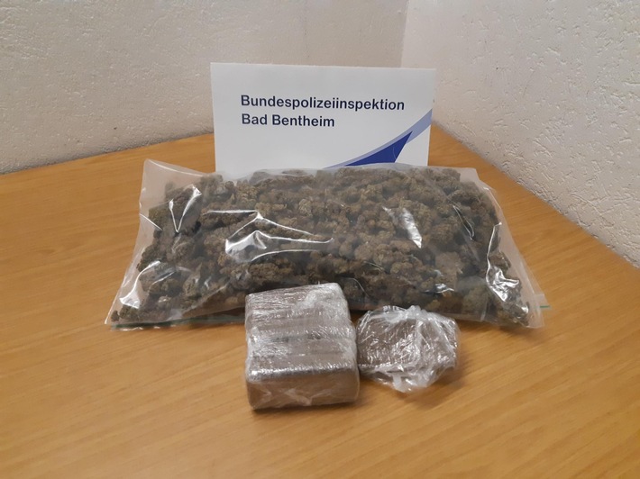 BPOL-BadBentheim: Drogenschmuggler mit Rauschgift für rund 11.000 Euro an der Grenze erwischt