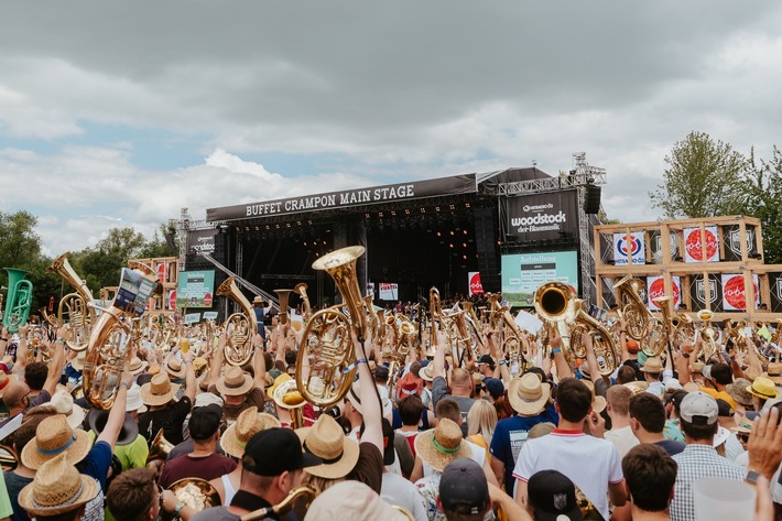 Tourismus tanzt im Woodstock-Takt