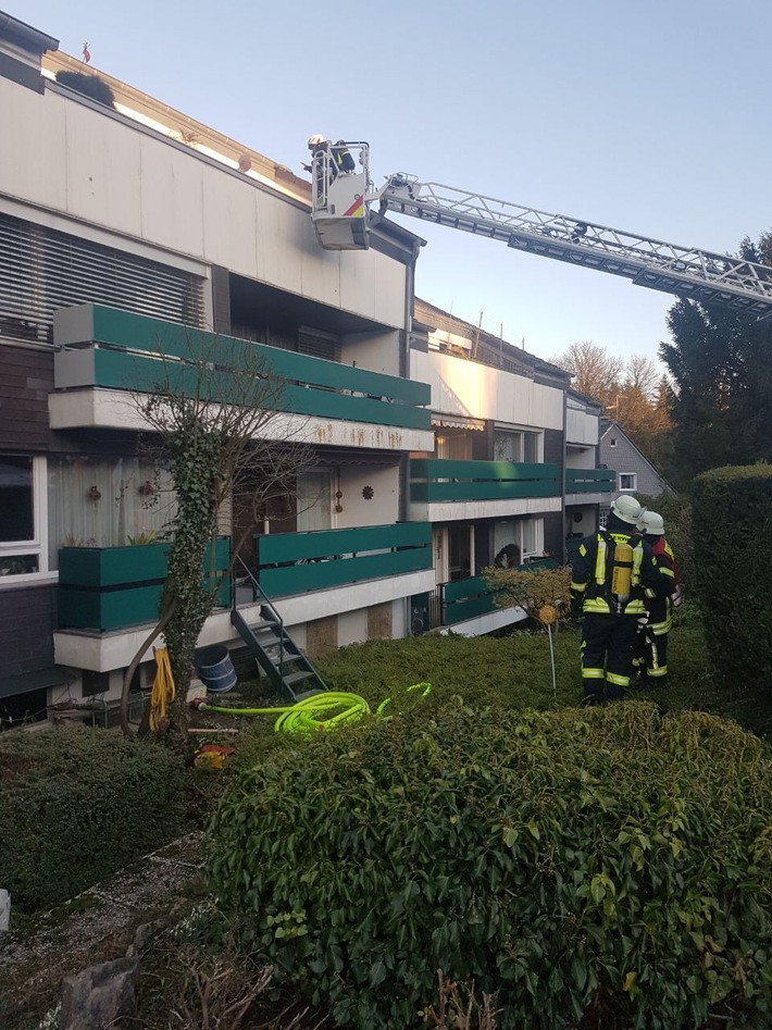 FW-HAAN: Kellerbrand in Mehrfamilienhaus an der Heinhauser Höh
