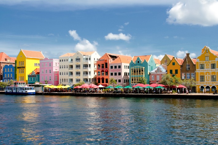 Nonstop Karibik: airberlin fliegt seit zwei Jahren nach Curaçao