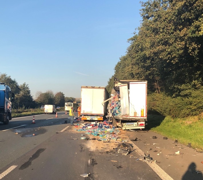 POL-MS: Lkw-Unfall auf der Autobahn 2 bei Recklinghausen - Verkehrsbehinderungen voraussichtlich bis in die Mittagsstunden