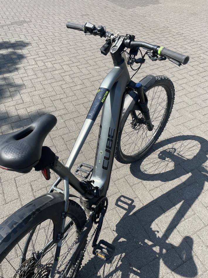 POL-DA: Mörfelden-Walldorf: Polizei sucht rechtmäßigen Eigentümer eines E-Mountainbikes "Cube"