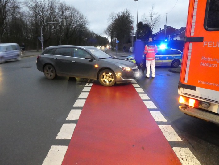 POL-MS: 19-jährige Fahrradfahrerin von abbiegendem Auto verletzt