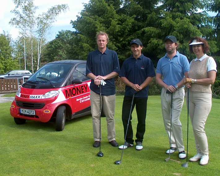 Viel Prominenz und Golfprofis trafen sich am 8. Juni 2002 zum Wohlfahrtsturnier "evviva!-VIP Golfcup"