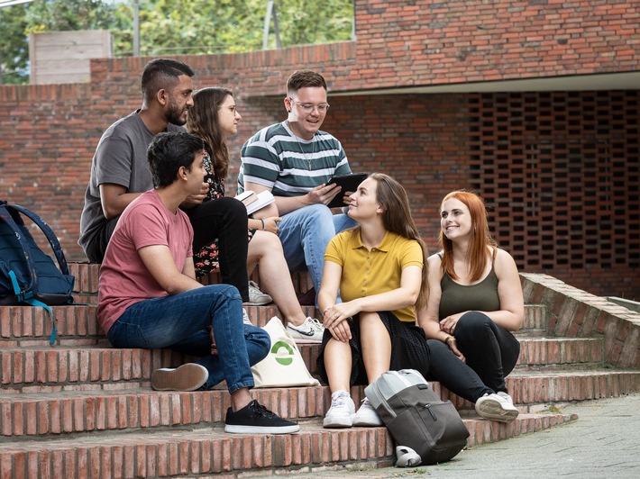 Hochschule Bremerhaven begrüßt neue Bachelor- und Masterstudierende