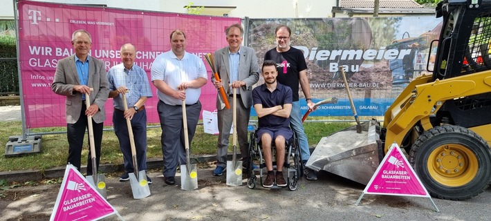 Telekom startet Glasfaserausbau in München, Berg am Laim