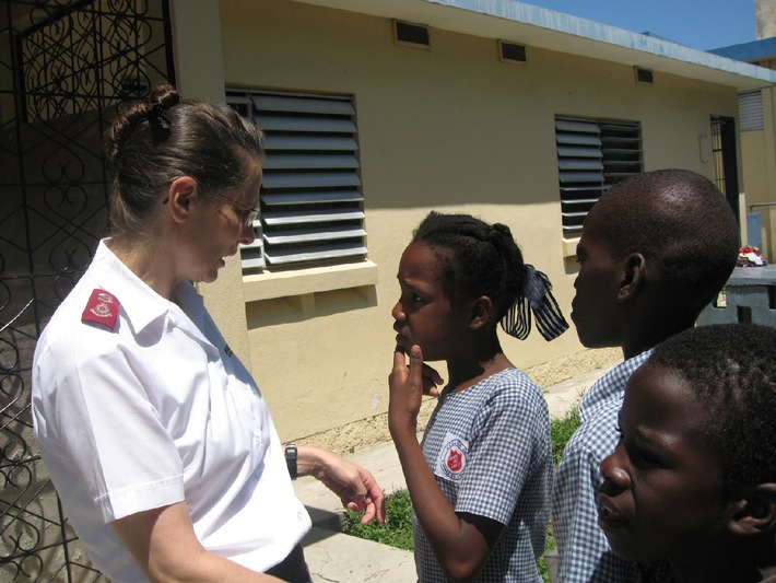Haïti: L&#039;Armée du Salut poursuit son aide