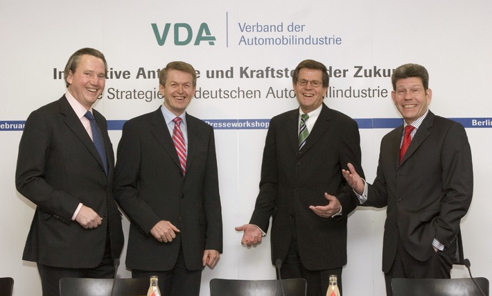 VDA stellt Zukunftskonzept für alternative Kraftstoffe und Antriebe vor