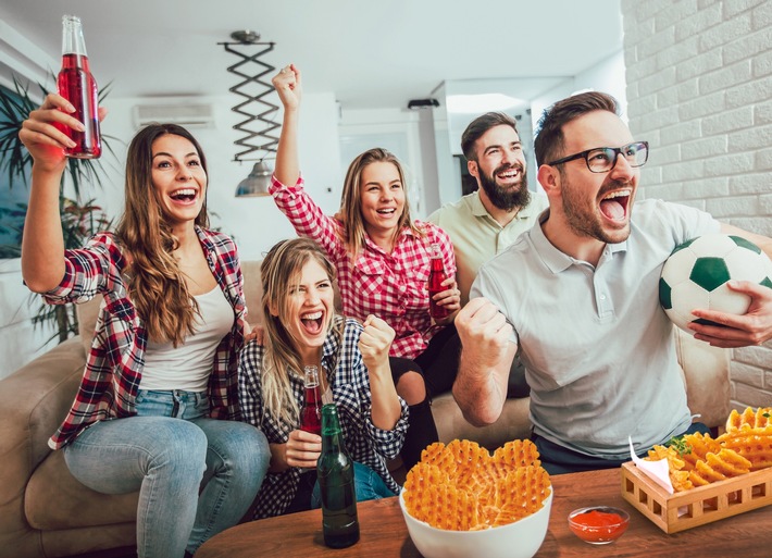 Agrarfrost: Perfekter Anpfiff mit Snack-Produkten zum Bundesliga-Start