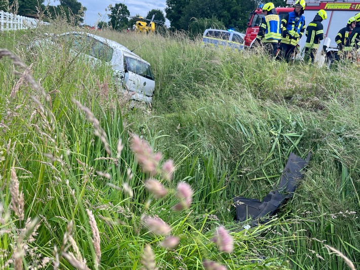 POL-COE: Senden, B235/ Mit Auto überschlagen