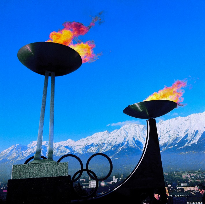 Der Funke der Wettkampfleidenschaft wird entzündet: Innsbruck
erwartet das Olympische Feuer - BILD